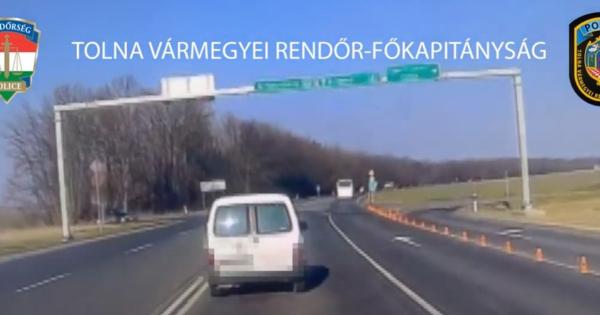 Visszatért a tengelici ámokfutó: a rendőrök újra kézre kerítették azt a férfit, aki a helyiek mindennapjait rémálommá tette - nézd meg a videót!