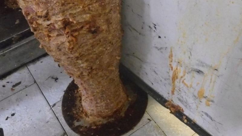 Komoly kihívások elé nézhetnek a pécsi gyorséttermek és büfék, mivel egy széleskörű ellenőrzés veszi kezdetét.