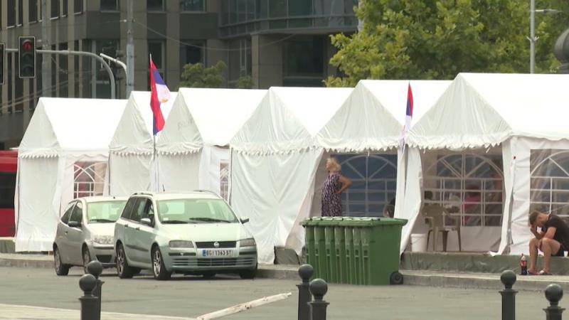 Ki állja a költségeket Ćacilend számára?