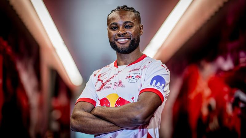 Willi Orbán új német védőtársat kapott az RB Leipzig csapatánál.