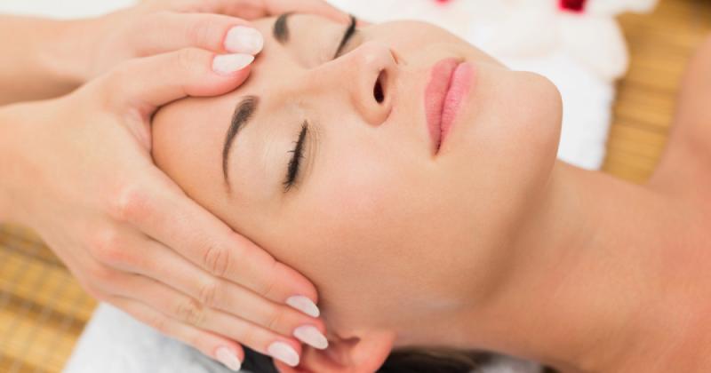 Próbáltad már a shiatsu masszázs varázsával eltüntetni a saját idődet?