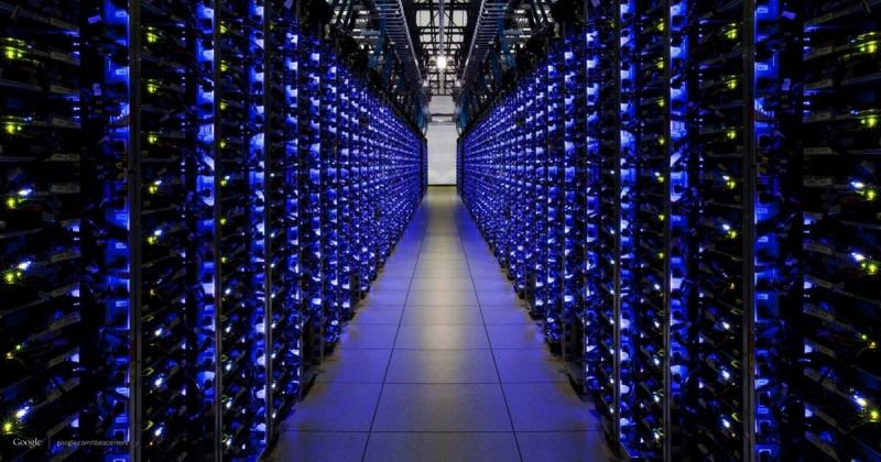Digitális felzárkózás lehetőségei: adatközpontok és mesterséges intelligencia szerepe Közép- és Kelet-Európában

A digitális átalakulás küszöbén álló Közép- és Kelet-Európa számára kulcsfontosságú lehetőségeket rejt az adatközpontok kiépítése és a mesters