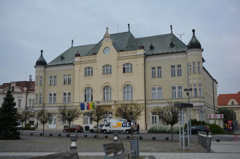 Léva városa a következő évben nem terheli meg a lakosait újabb adóemelésekkel, hiszen céljuk, hogy ne sújtsák őket további anyagi nehézségekkel.