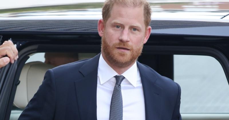 Anna ultimátumot intézett Harryhez: a hercegnő úgy érzi, hogy elérkezett az idő, és nem hajlandó tovább várakozni. Károly fiának mostantól határozott döntést kell hoznia.