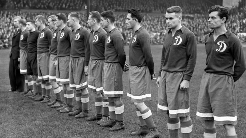 A lenézett szovjet csapat olyan elképesztő teljesítményt nyújtott a britek ellen, hogy otthon mindenki csak ámult és bámult.